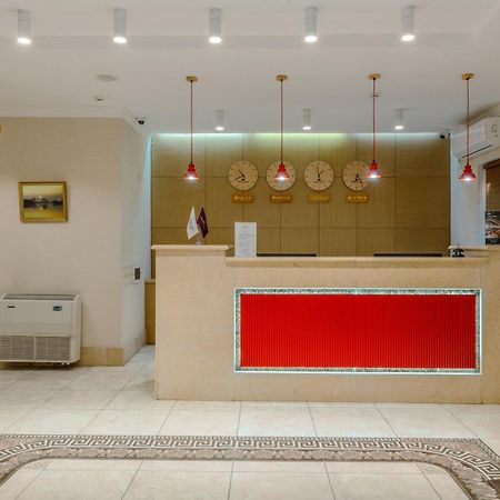 Infinity Plaza Hotel Atyrau Ngoại thất bức ảnh