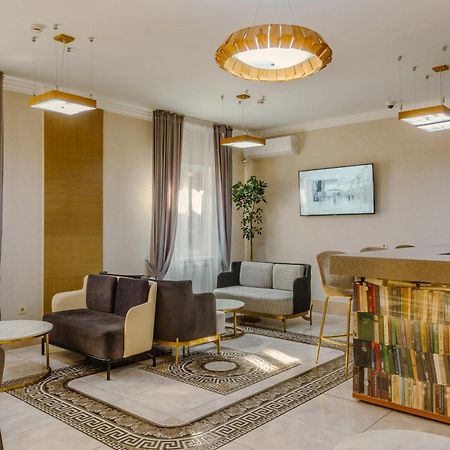 Infinity Plaza Hotel Atyrau Ngoại thất bức ảnh